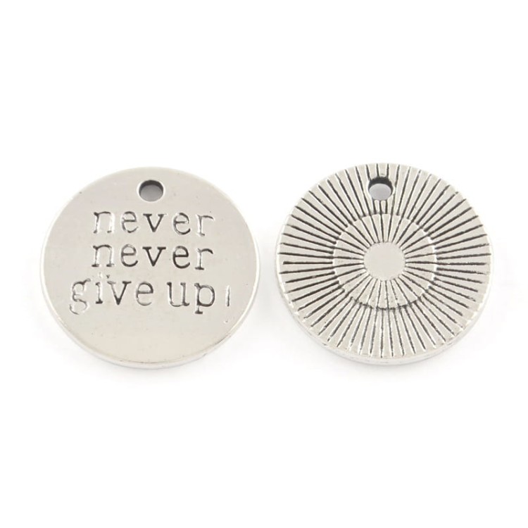 ZAW01 Zawieszka metalowa never give up