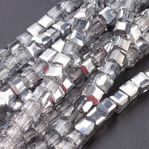 KSF13 Koraliki szklane kryształki fasetowane kostki 4x4mm
