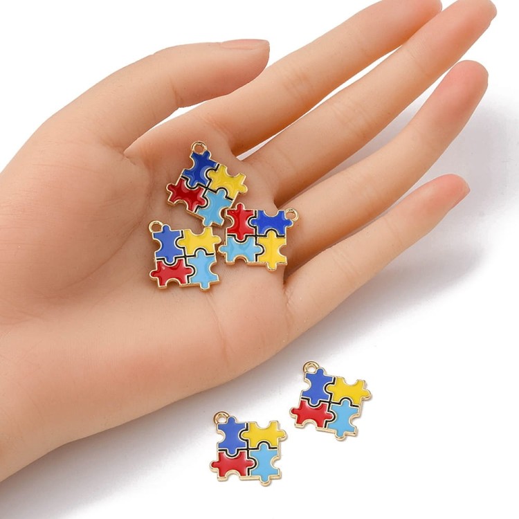 ZM387 Zawieszka metalowa emaliowana puzzle kolorowe