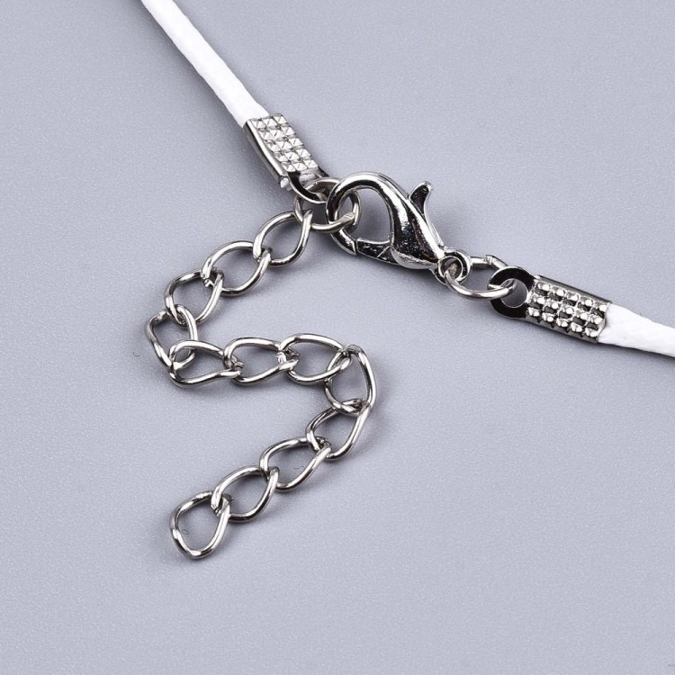 BNS21 Baza naszyjnika sznurek woskowany 1,5mm biały z zapięciem karabińczykiem łańcuszkiem