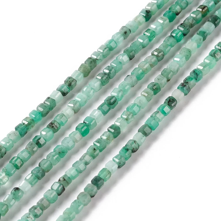 KK153 Szmaragd kamień naturalny koraliki kostki fasetowane 2x2mm