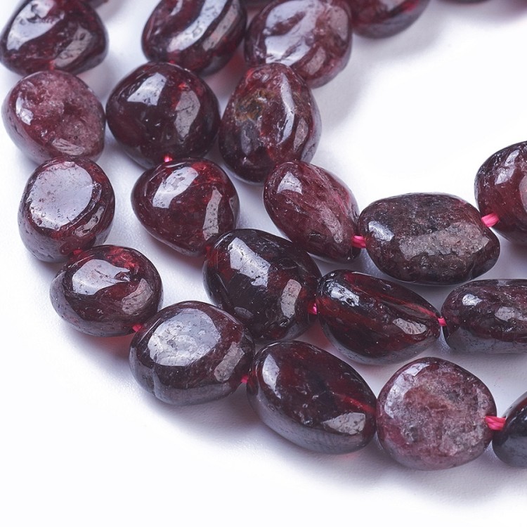 GNT18 Granat kamień naturalny koraliki bryłki 8x8mm-15x10mm