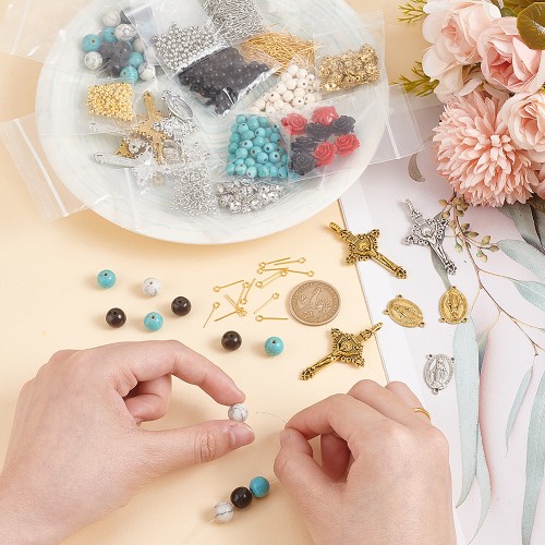 ZKOR57 Zestaw koralików i półfakbrykatów różaniec mix