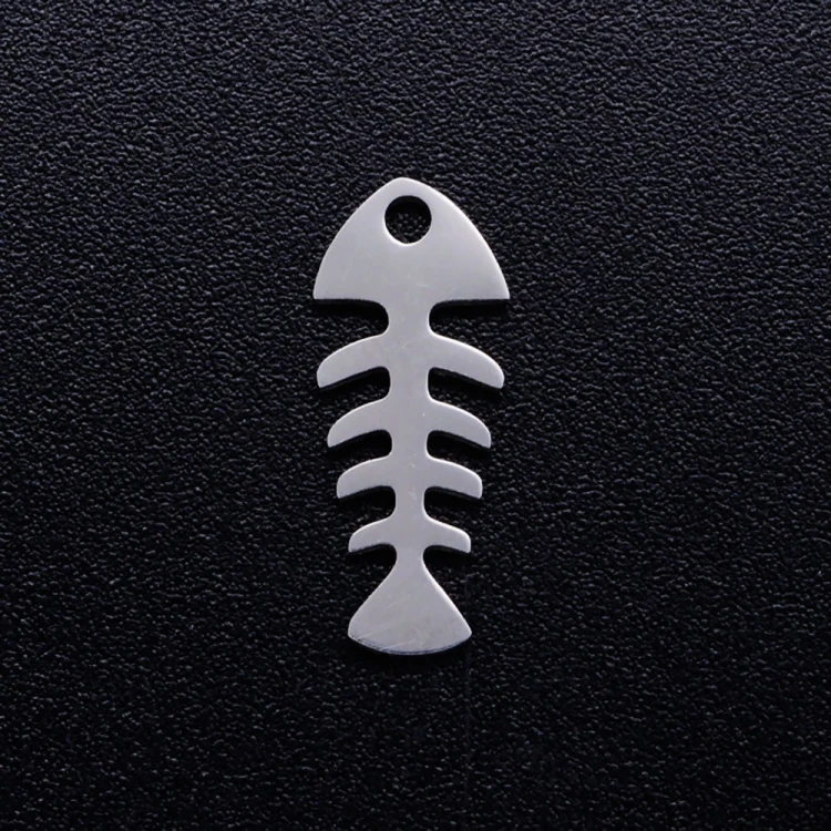 ZSS376 Zawieszka do biżuterii stal nierdzewna szkielet ryby 6x16mm platynowa