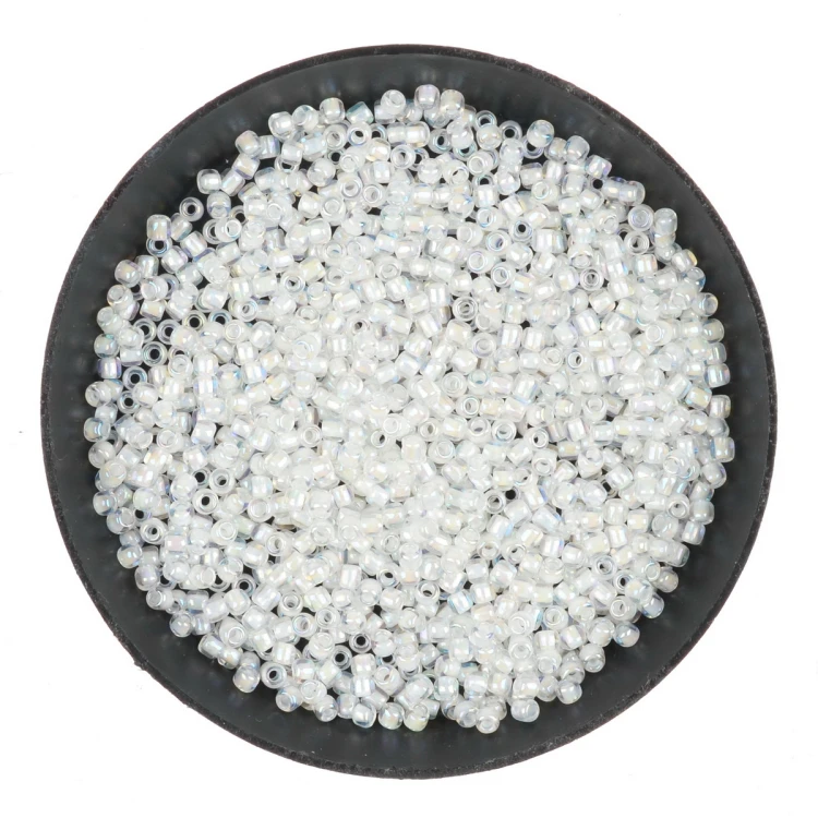 Koraliki szklane TOHO Round 11/0 10g #777 Inside-Color Rainbow Crystal/Creme-Lined