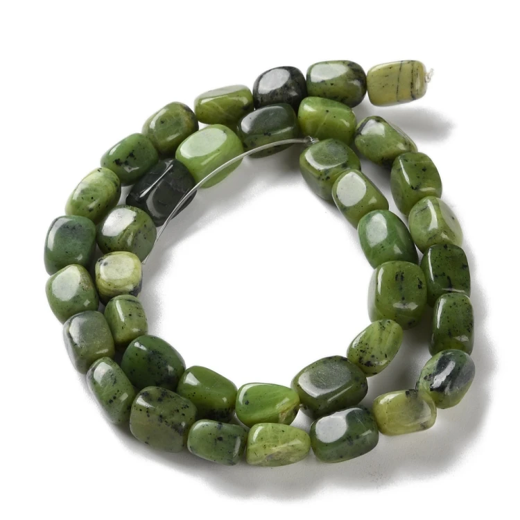 JAD162 Jadeit kanadyjski kamień naturalny koraliki bryłki 7x7x10mm sznur 40szt.