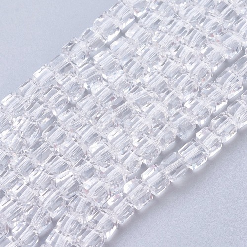 KSF144 Koraliki szklane fasetowane 4x4mm kostka sznur 98szt crystal
