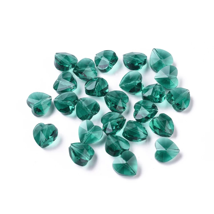 KSF150 Koraliki szklane fasetowane serca serduszka 10x10mm 5szt zielone