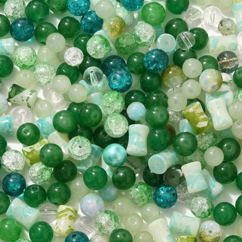 KS117 Koraliki szklane powlekane 8-10mm 50g mix zielone