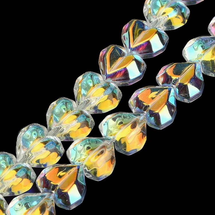 KSF157 Koraliki szklane fasetowane serca serduszka 15x13mm sznur 50szt crystal AB