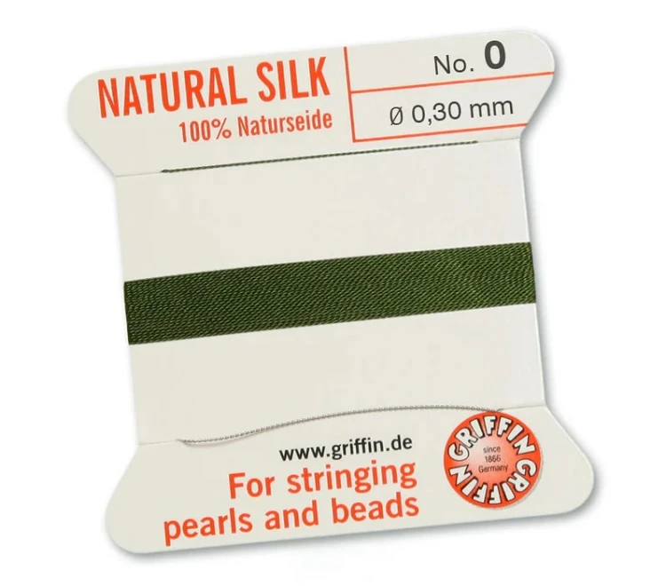 Griffin Nić jedwabna z igłą 100% NATURAL SILK 0,3mm 2m OLIVE