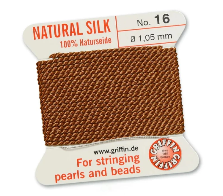Griffin Nić jedwabna z igłą 100% NATURAL SILK 1,05mm 2m CORNELIAN