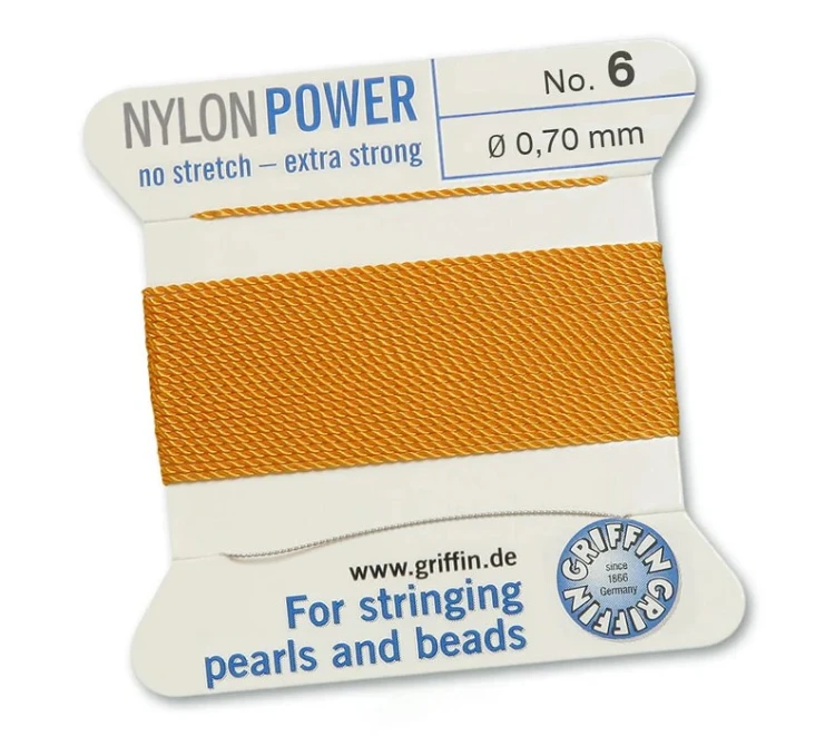 GRIFFIN NylonPower nić nylonowa 0,7mm 2m z igłą - Amber