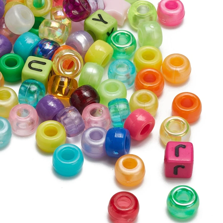ZKOR60 Koraliki plastikowe pony kandi oponki, literki, gwiazdki 595szt