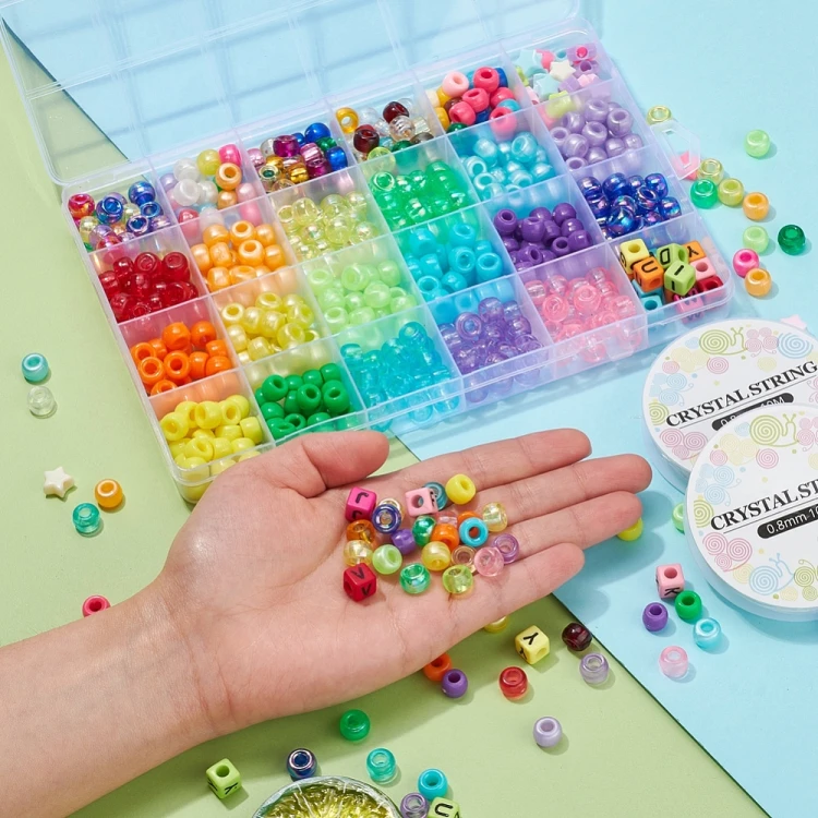 ZKOR60 Koraliki plastikowe pony kandi oponki, literki, gwiazdki 595szt
