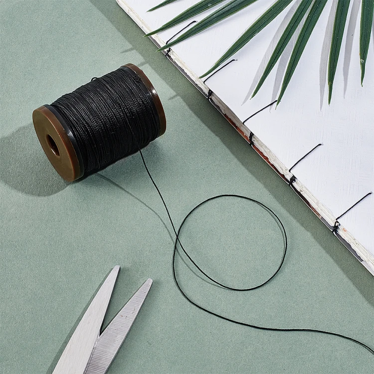 SSK18 Sznurek skręcany woskowany 0,5mm szpula 90m - czarny