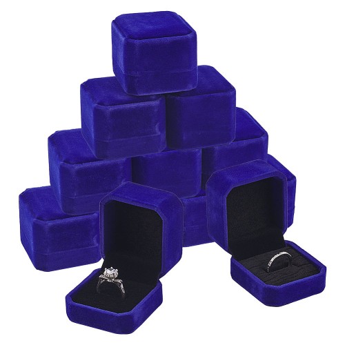 POZ111 Pudełko welurowe na pierścionek 5x5,5cm