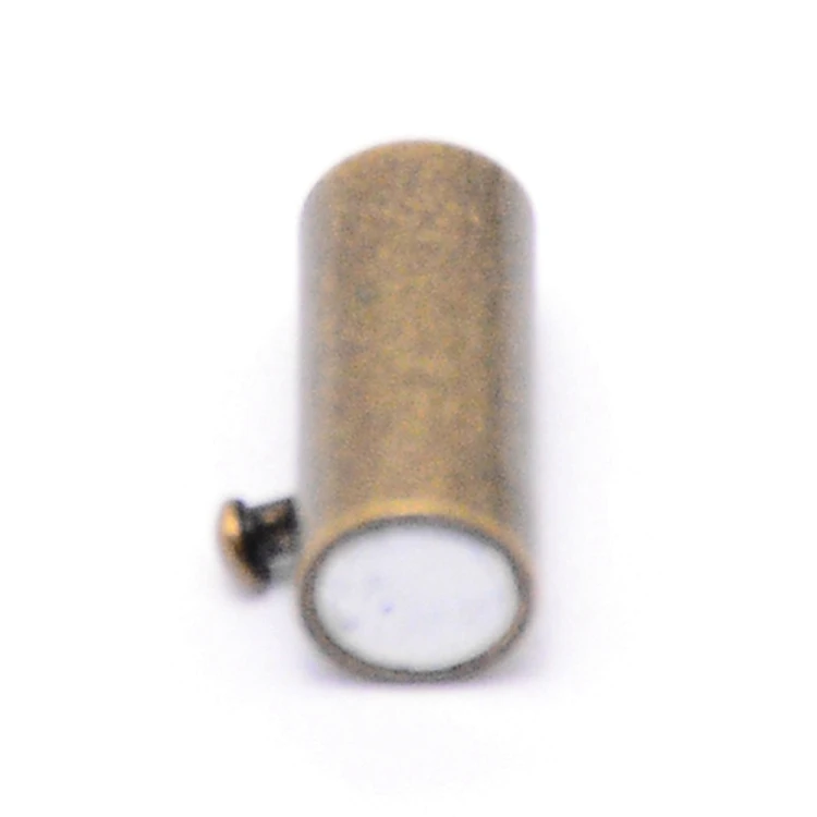 Zap542 Zapięcie magnetyczne do rzemieni z mosiądzu 5x15mm mosiężne